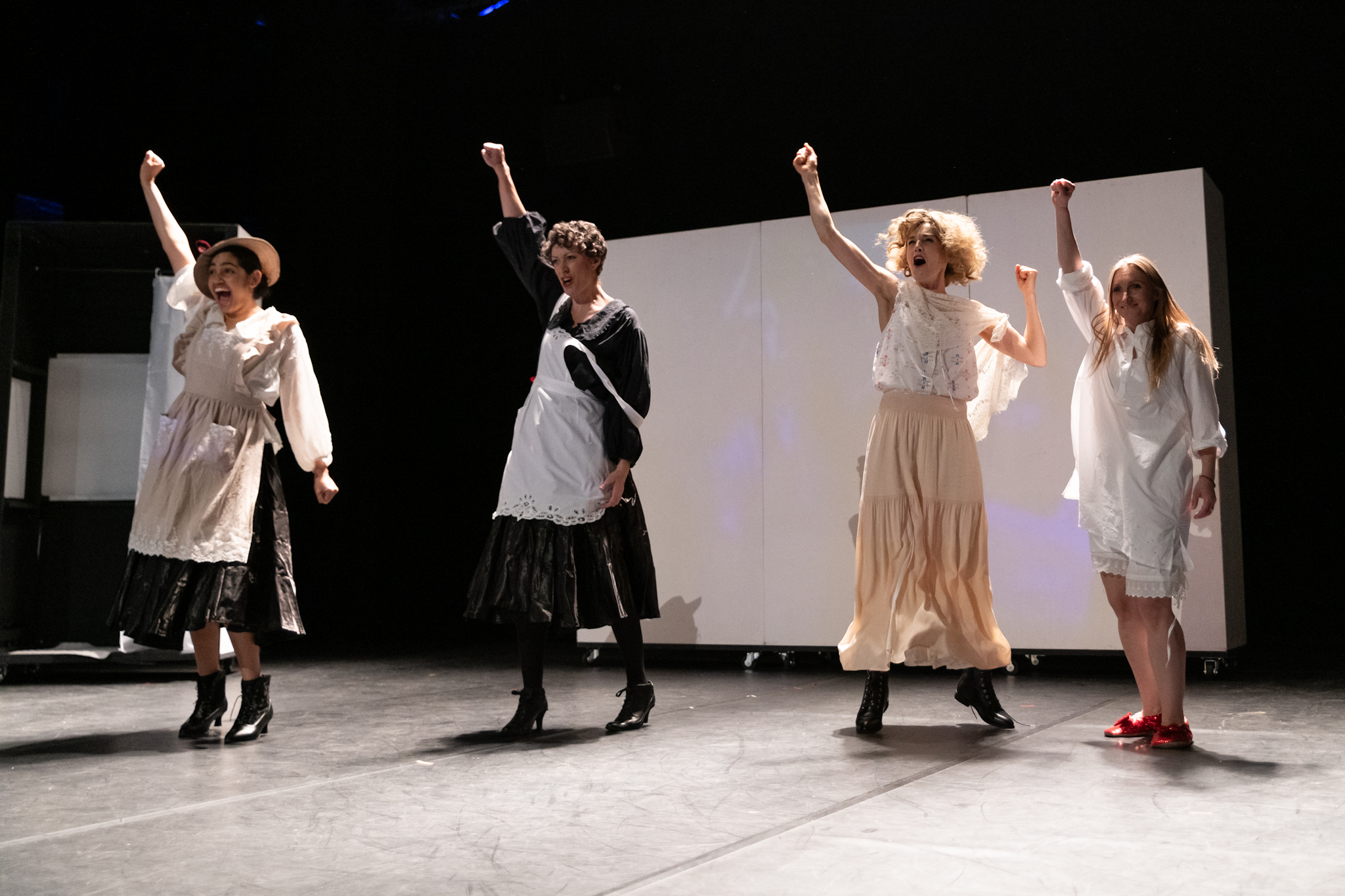 Photos, Cie La Bande à Mandrin, Héroïnes, Espace Jean Vilar de Bourgoin-Jallieu, Théâtre.